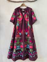 Load image in the gallery viewer,Vestido-camiseiro bordado c/ bolsos DHARMA
