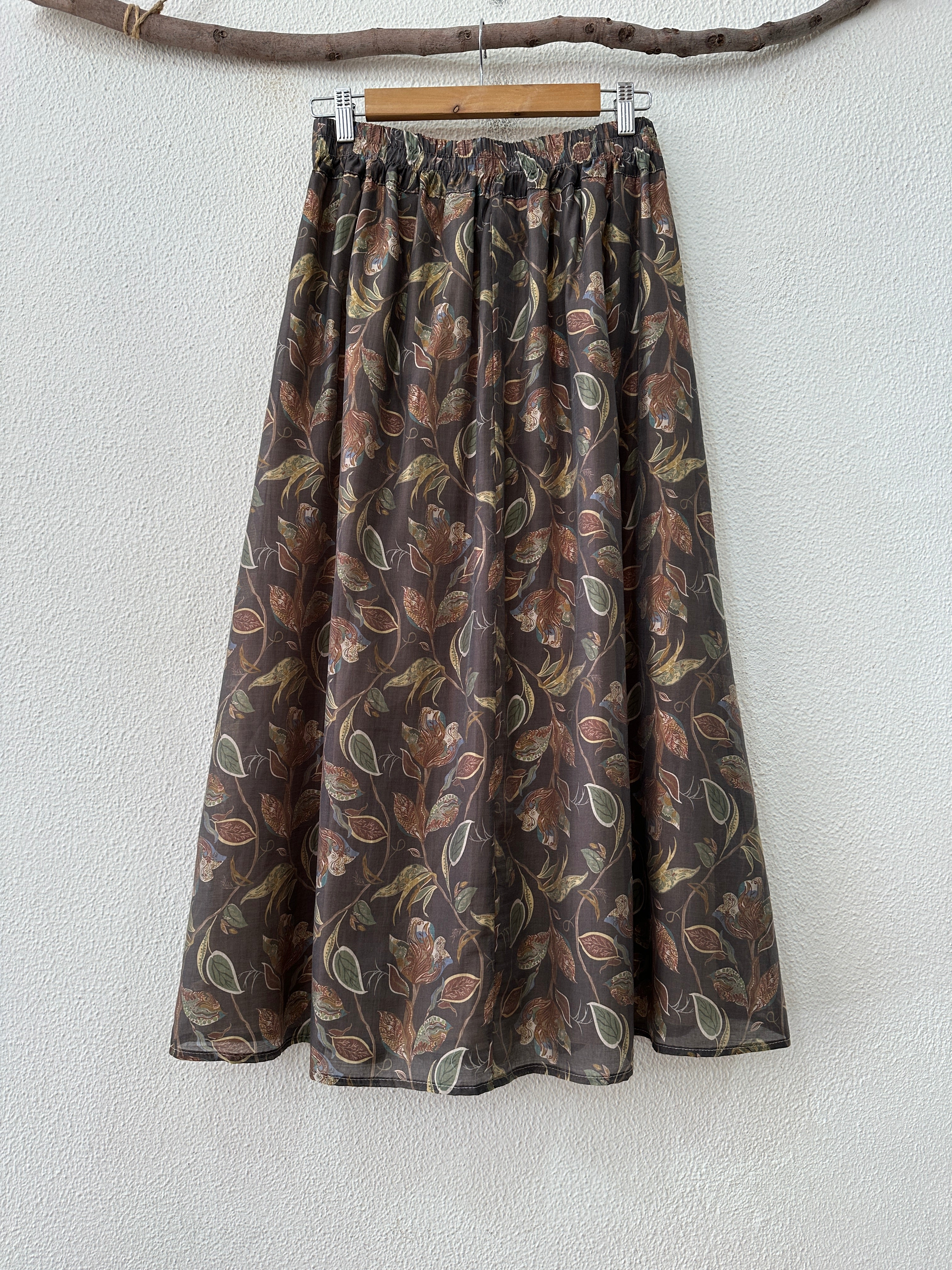 Saia fluida c/ forro BETTY