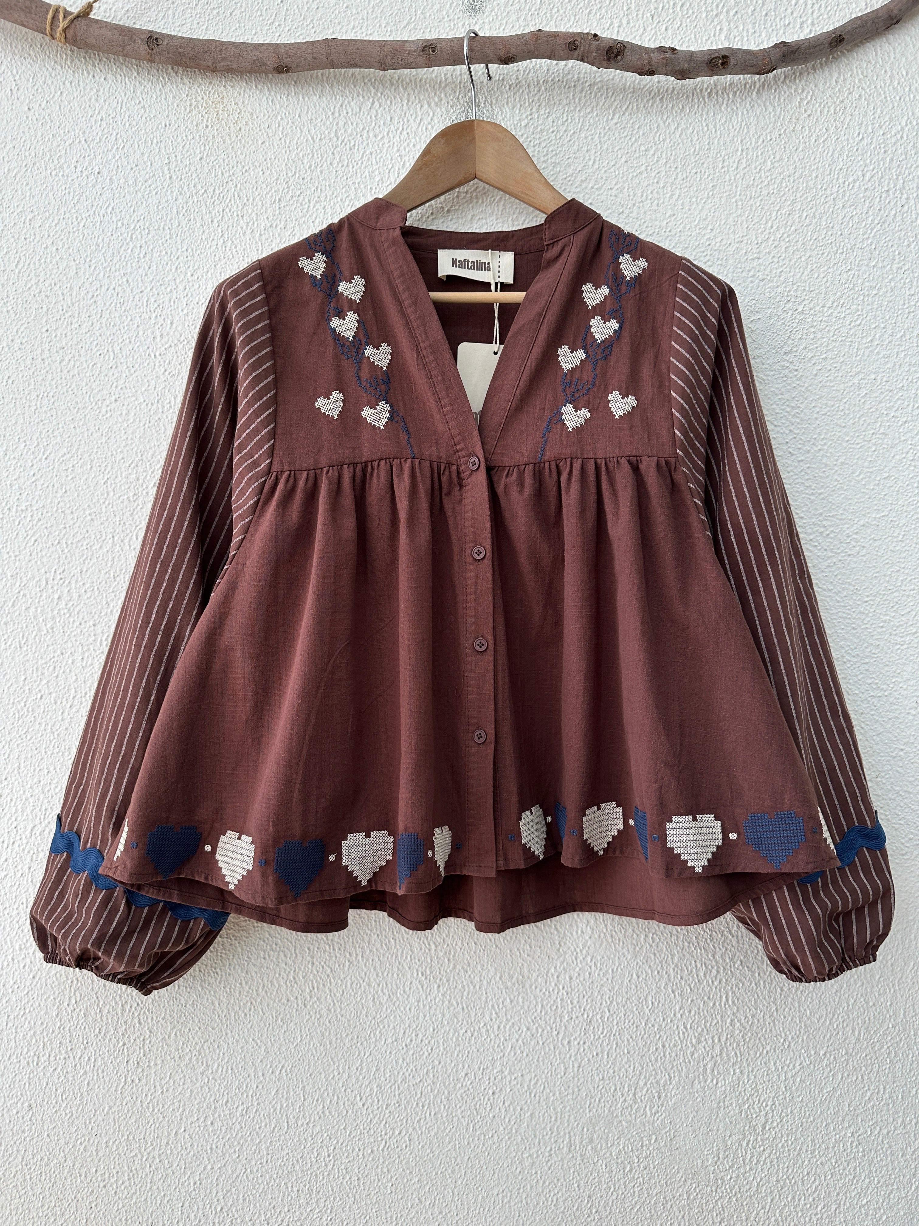Camisa bordada HEARTS