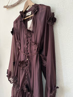 Load image in the gallery viewer,Vestido comprido em chiffon c/aplicações FARAJI
