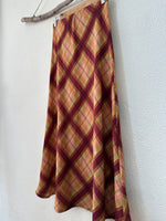 Load image in the gallery viewer,Saia evasê COUNTRY
