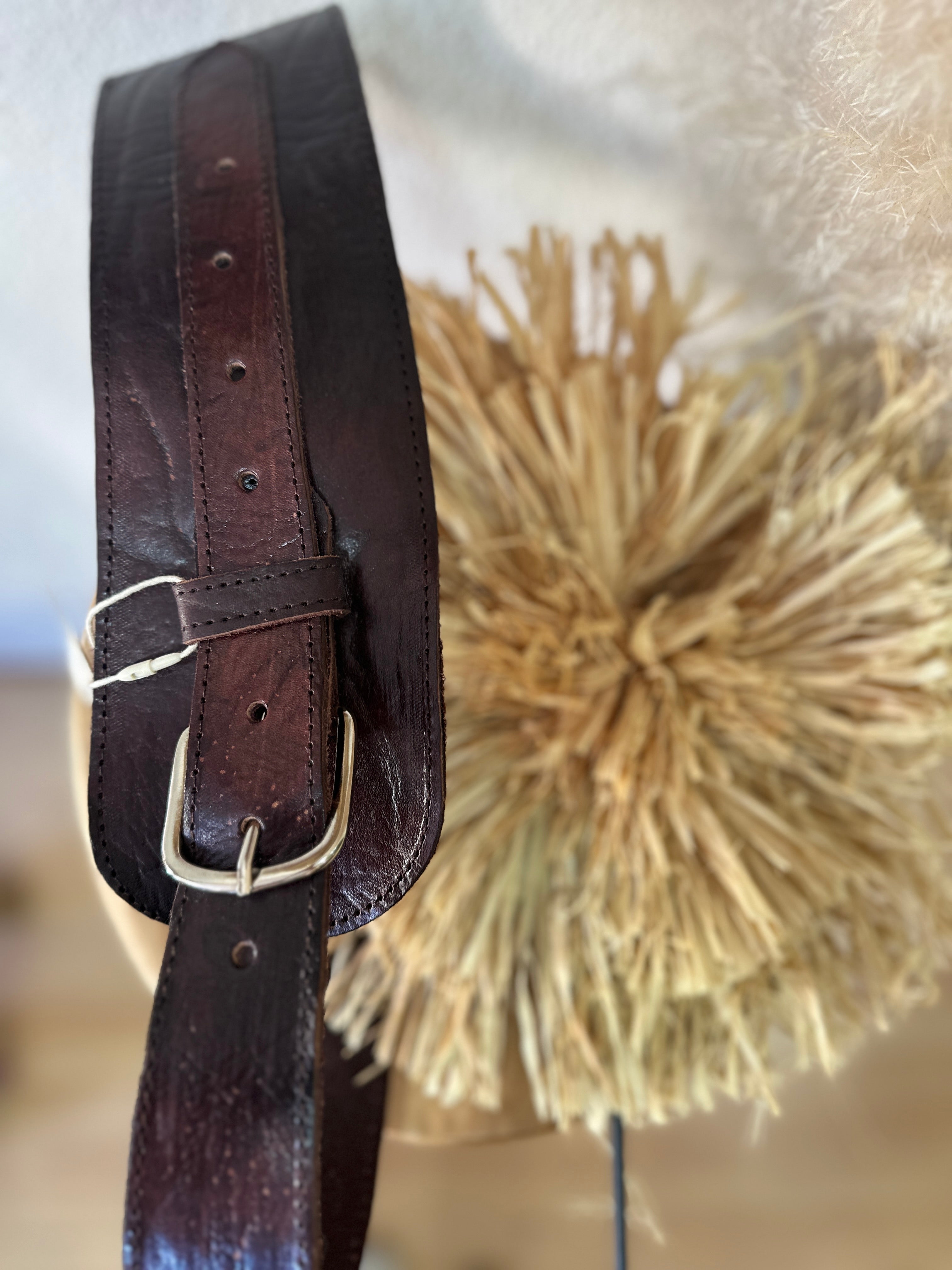 Cinto largo em pele YARAMA