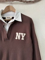 Load image in the gallery viewer,Camisola c/detalhes de camisa incorporada NEW YORK
