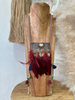 Load image in the gallery viewer,Colar curto c/penas ELBA
