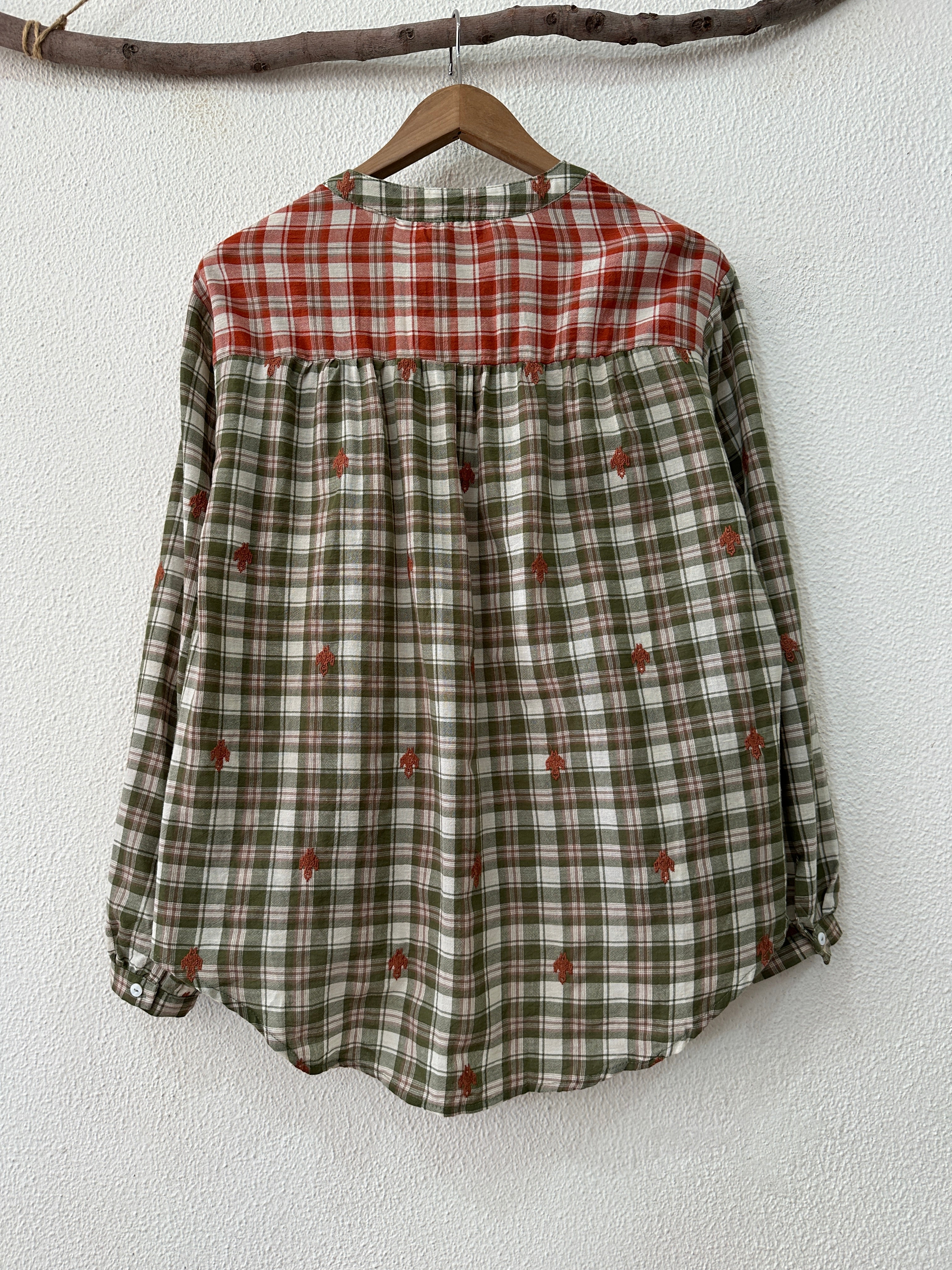 Camisa bordada VICTORIA