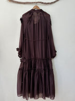 Load image in the gallery viewer,Vestido comprido em chiffon c/aplicações FARAJI
