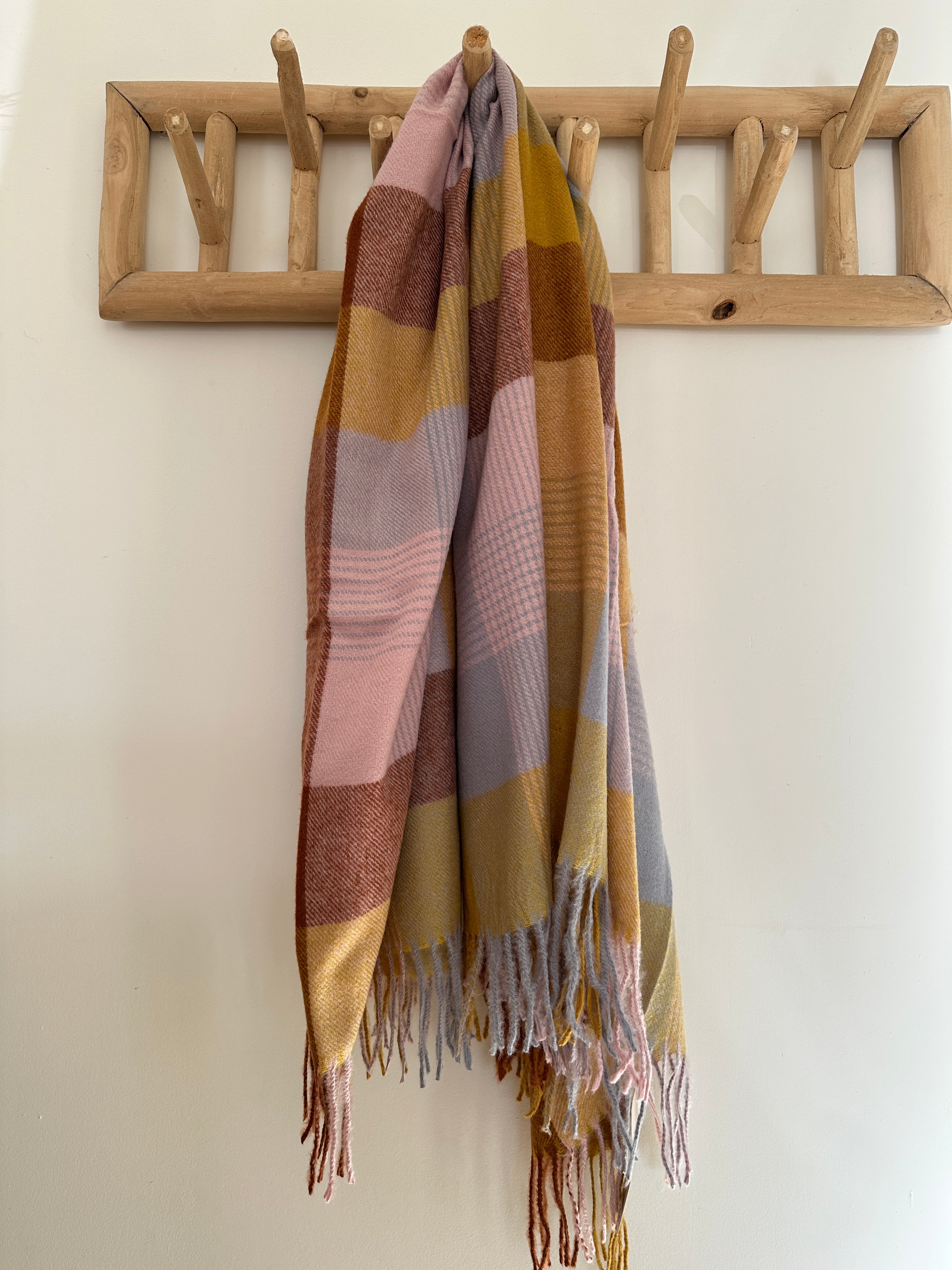 Encharpe c/franjas FOX