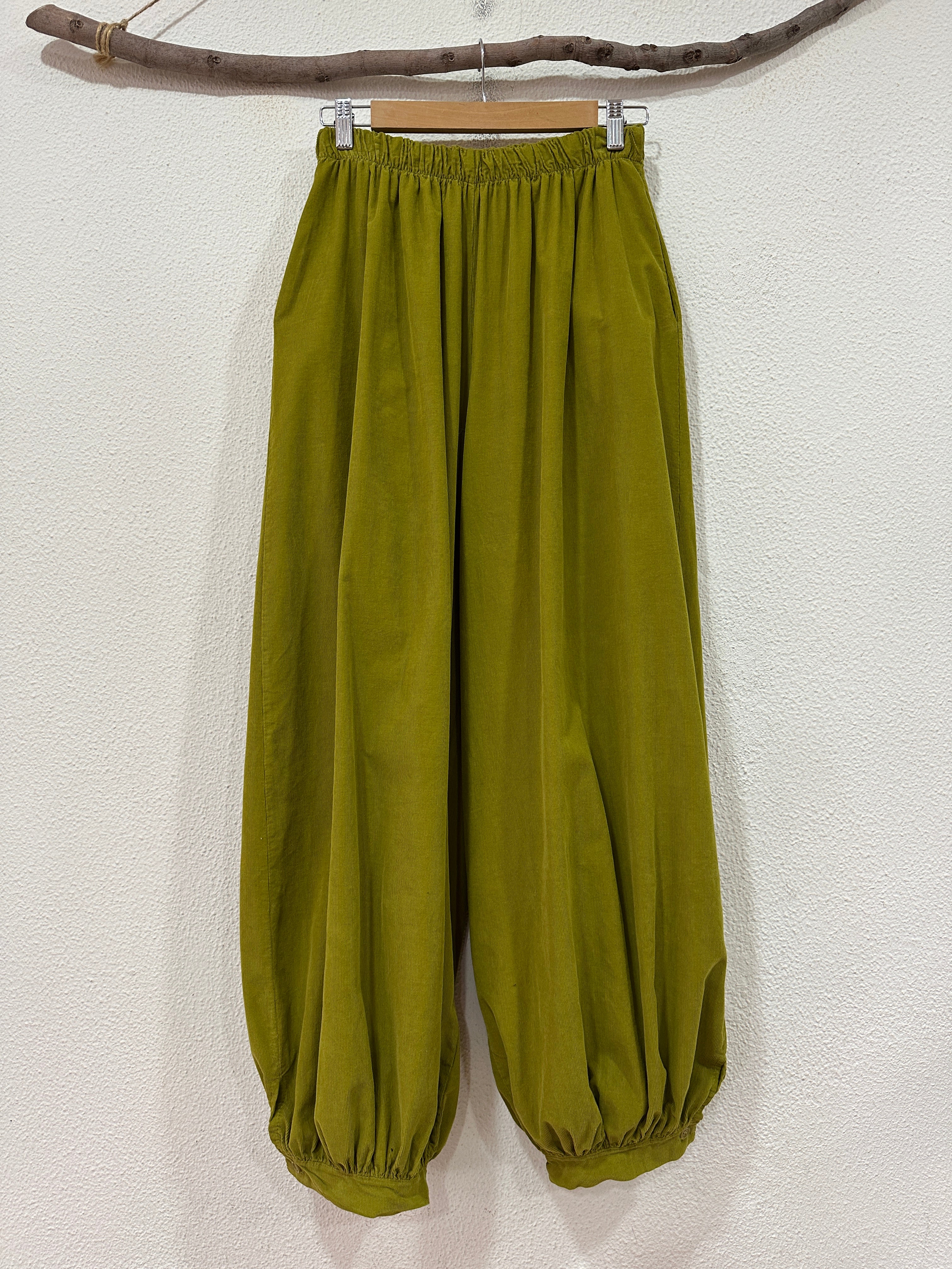 Calças em microbombazina estilo bombacha SPROUT