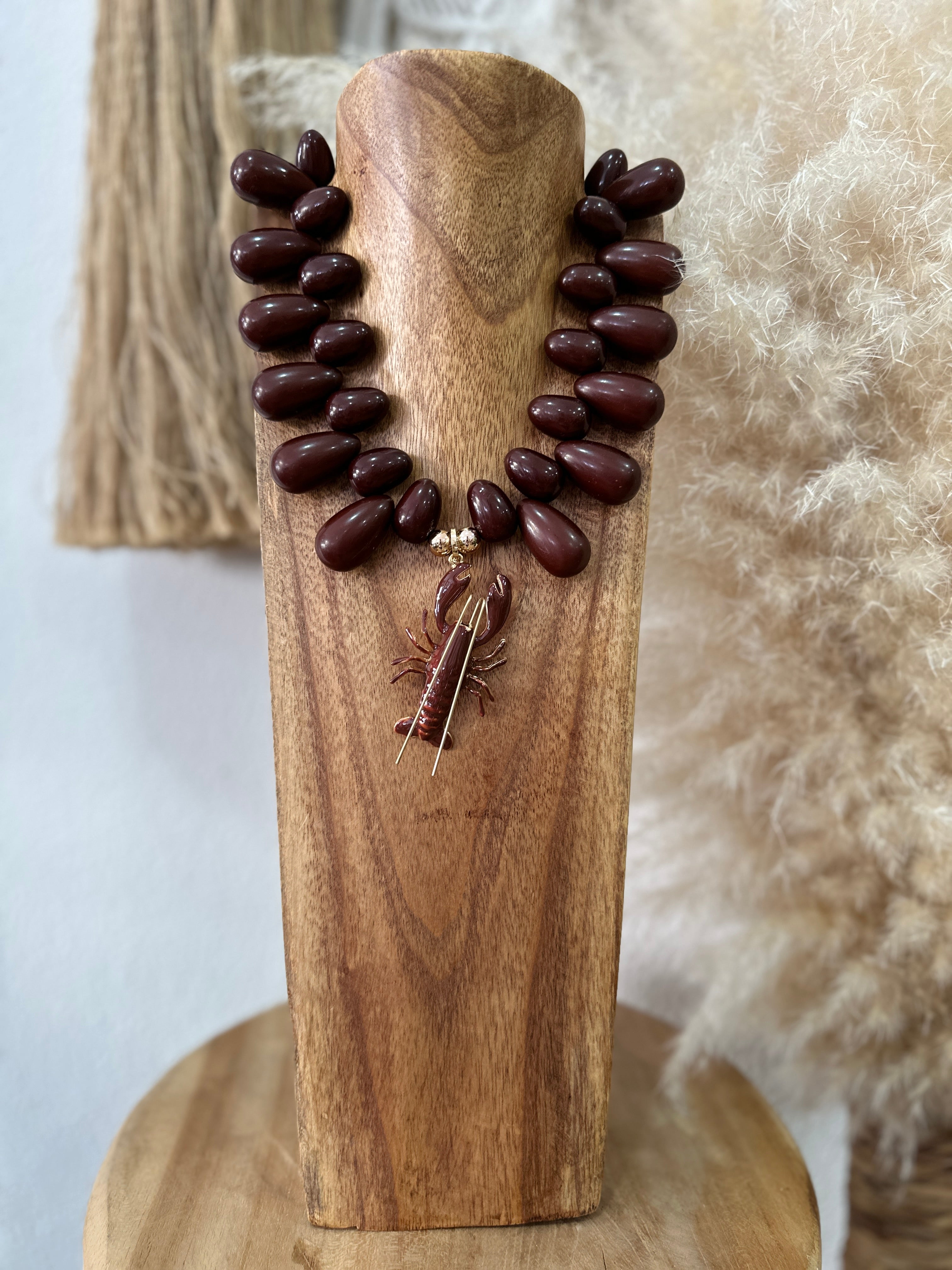 Colar em acrílico resistente LOBSTER