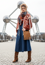 Load image in the gallery viewer,Colete de malha em patchwork de crochet MAYA
