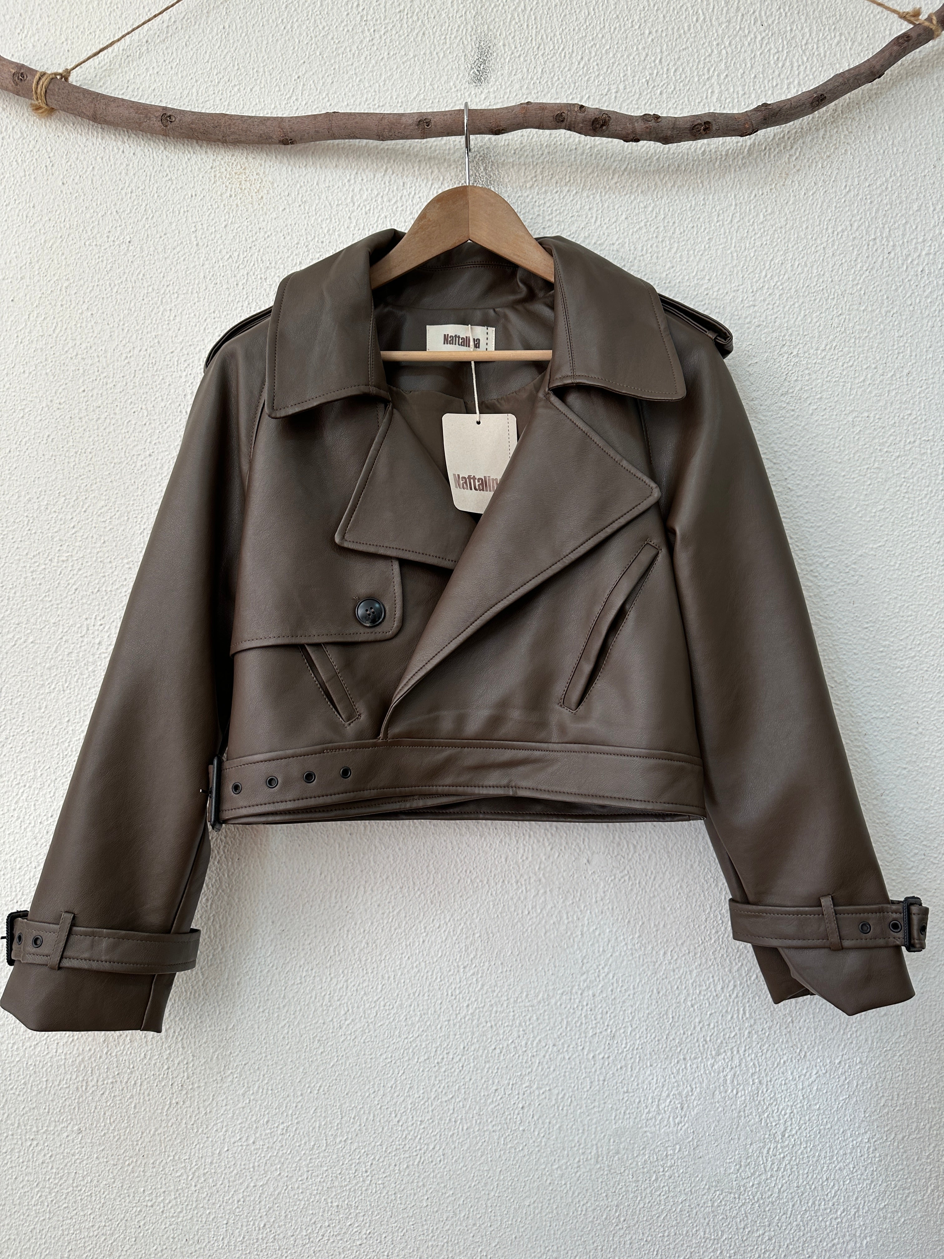 Blusão curto em ecopele BOSTON