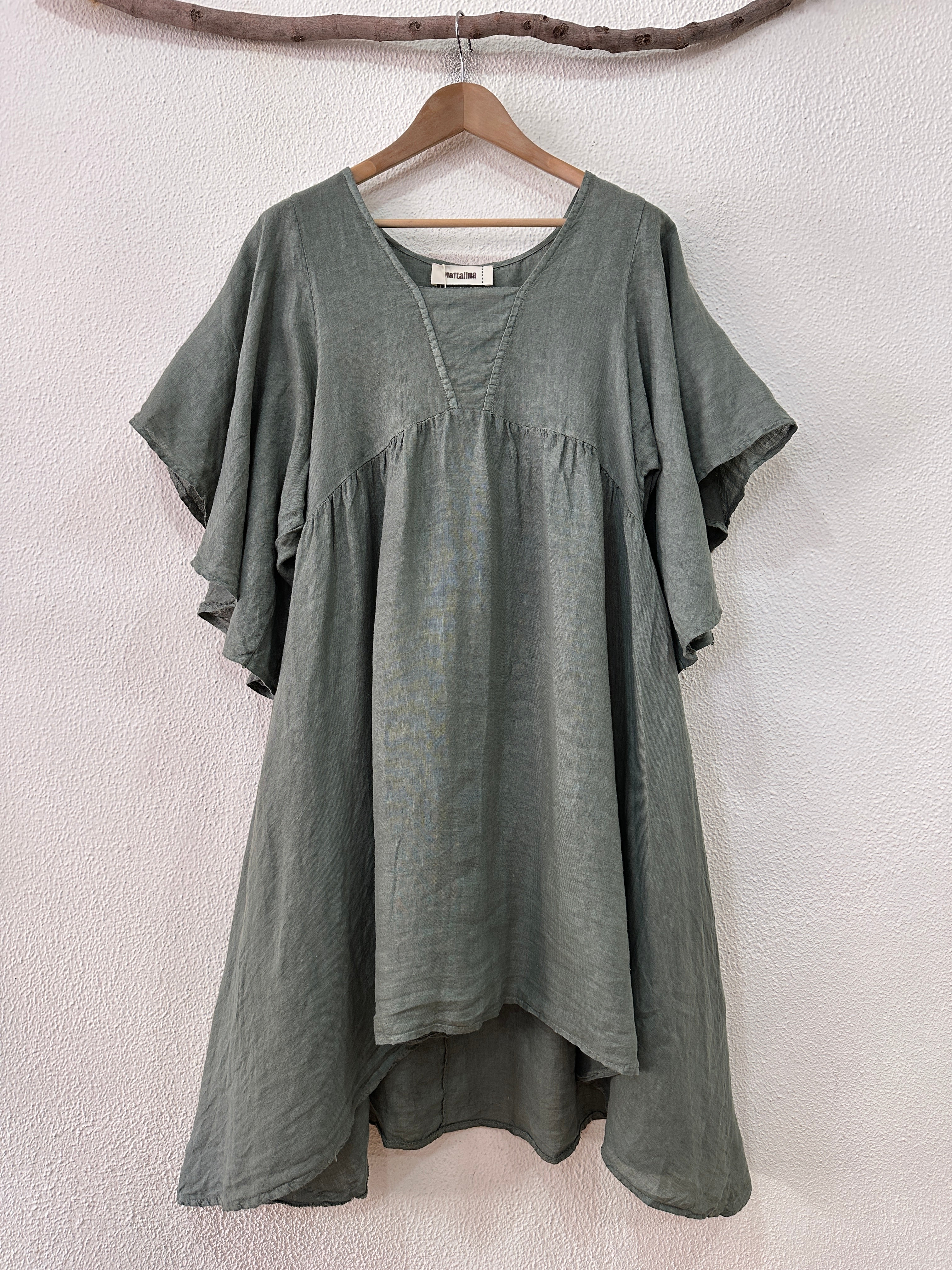 Vestido em linho assimétrico LAKE