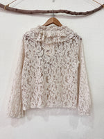 Load image in the gallery viewer,Túnica de renda c/ folhos ARIZONA
