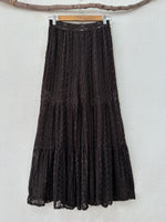 Load image in the gallery viewer,Pantalonas em renda c/forro calção MAYOTTE
