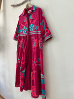Chargez l'image dans la visionneuse de la galerie,Vestido camiseiro bordado AVANI
