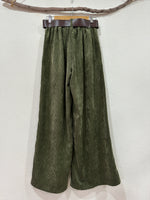 Carica l&#39;immagine nel visualizzatore della galleria,Calças maleáveis tipo bombazina c/cinto EUCALIPTUS
