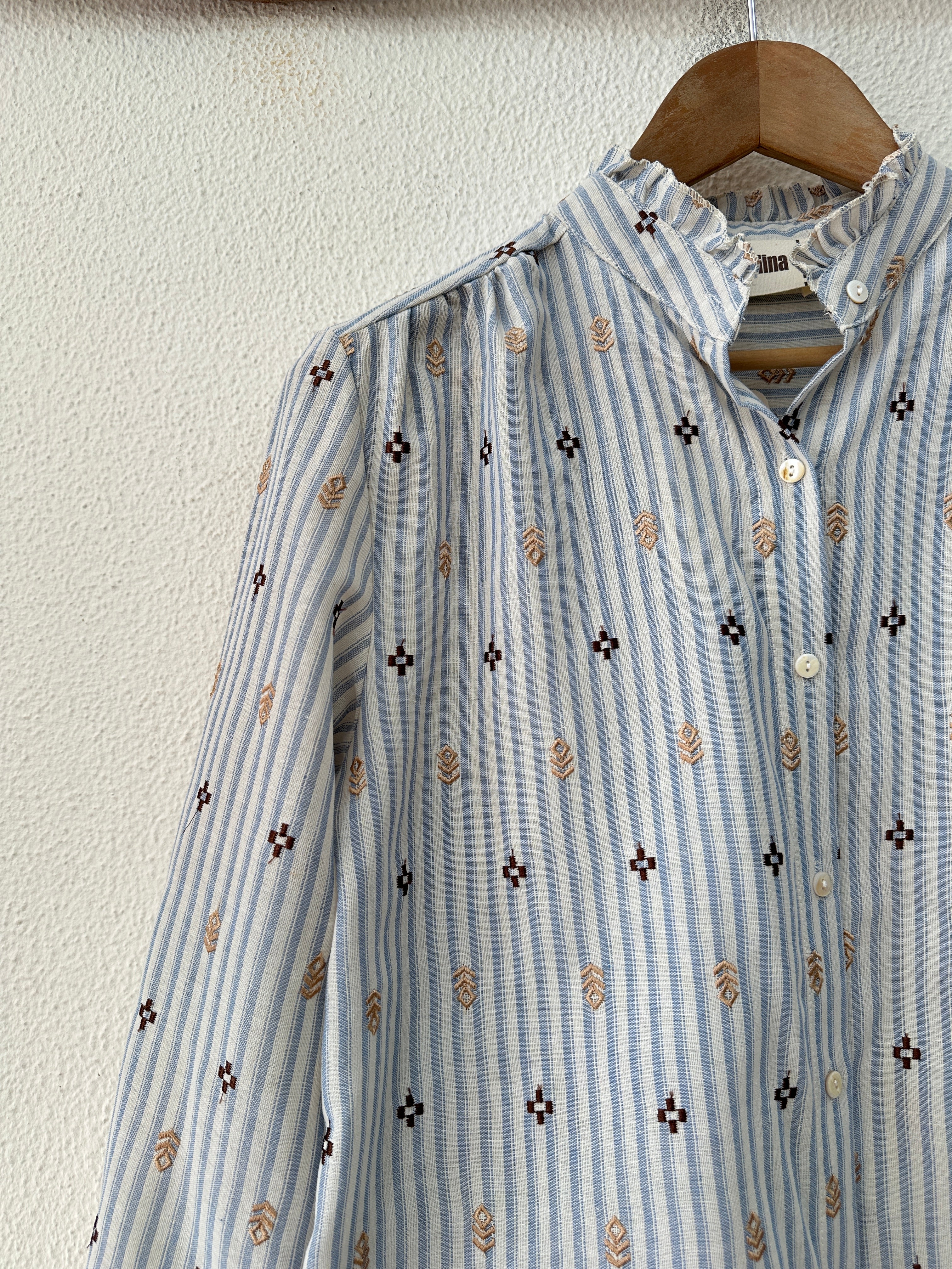 Camisa bordada GABRIELLE