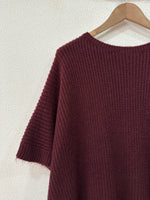 Carregar imagem no visualizador da galeria, Poncho em malha c/franjas CALÍOPE
