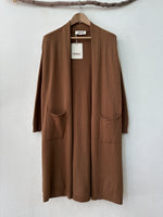 Load image in the gallery viewer,Cardigan de malha c/ bolsos AUTUMN
