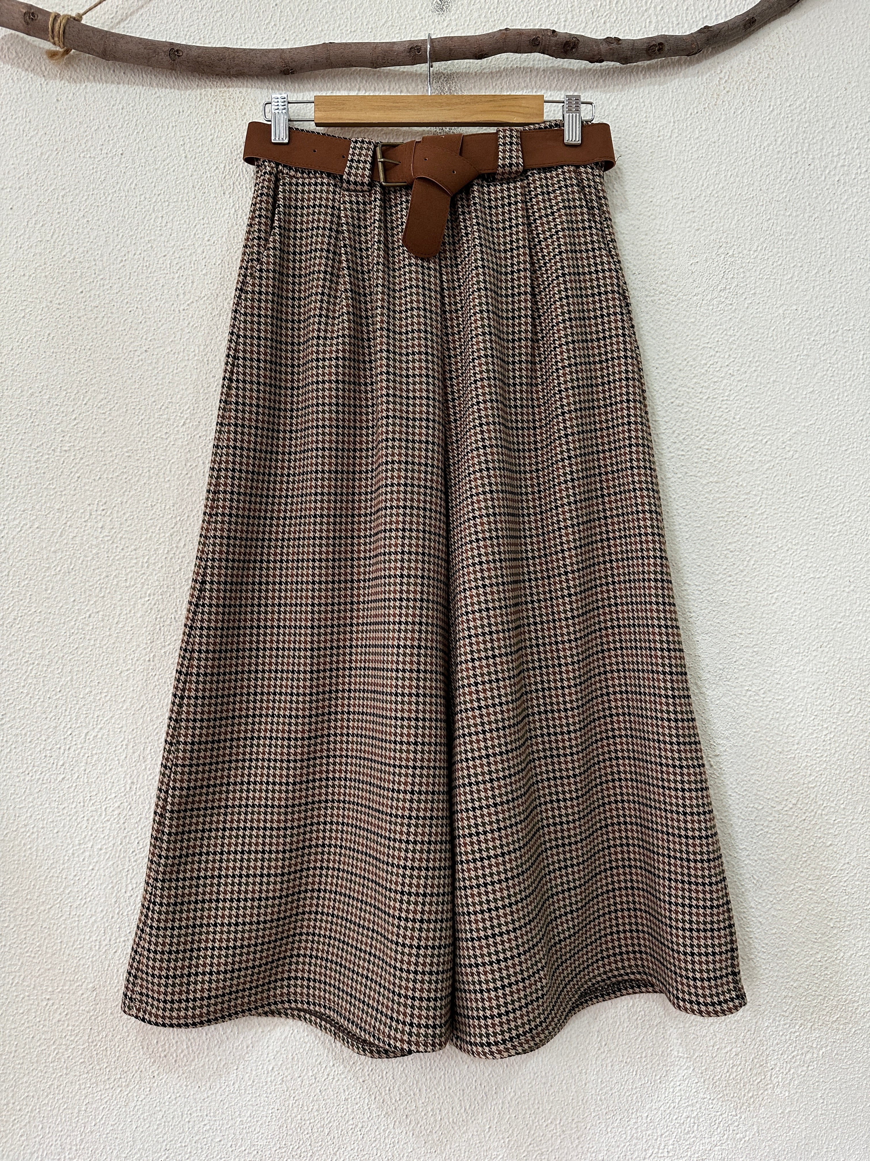 Calças pantacourt c/cinto BLEND