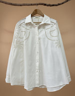 Carregar imagem no visualizador da galeria, Camisa oversize bordada HALO
