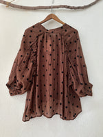 Load image in the gallery viewer,Túnica oversize DOTTIE
