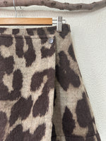 Load image in the gallery viewer,Saia-calção em felpa FEARLESS
