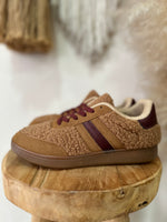 Load image in the gallery viewer,Ténis c/pelo MOUNTAIN
