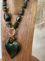 Load image in the gallery viewer,Colar curto LUCKY HEART
