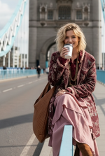 Carregar imagem no visualizador da galeria, Sobretudo em tecido efeito brocado c/ forro JAPAN
