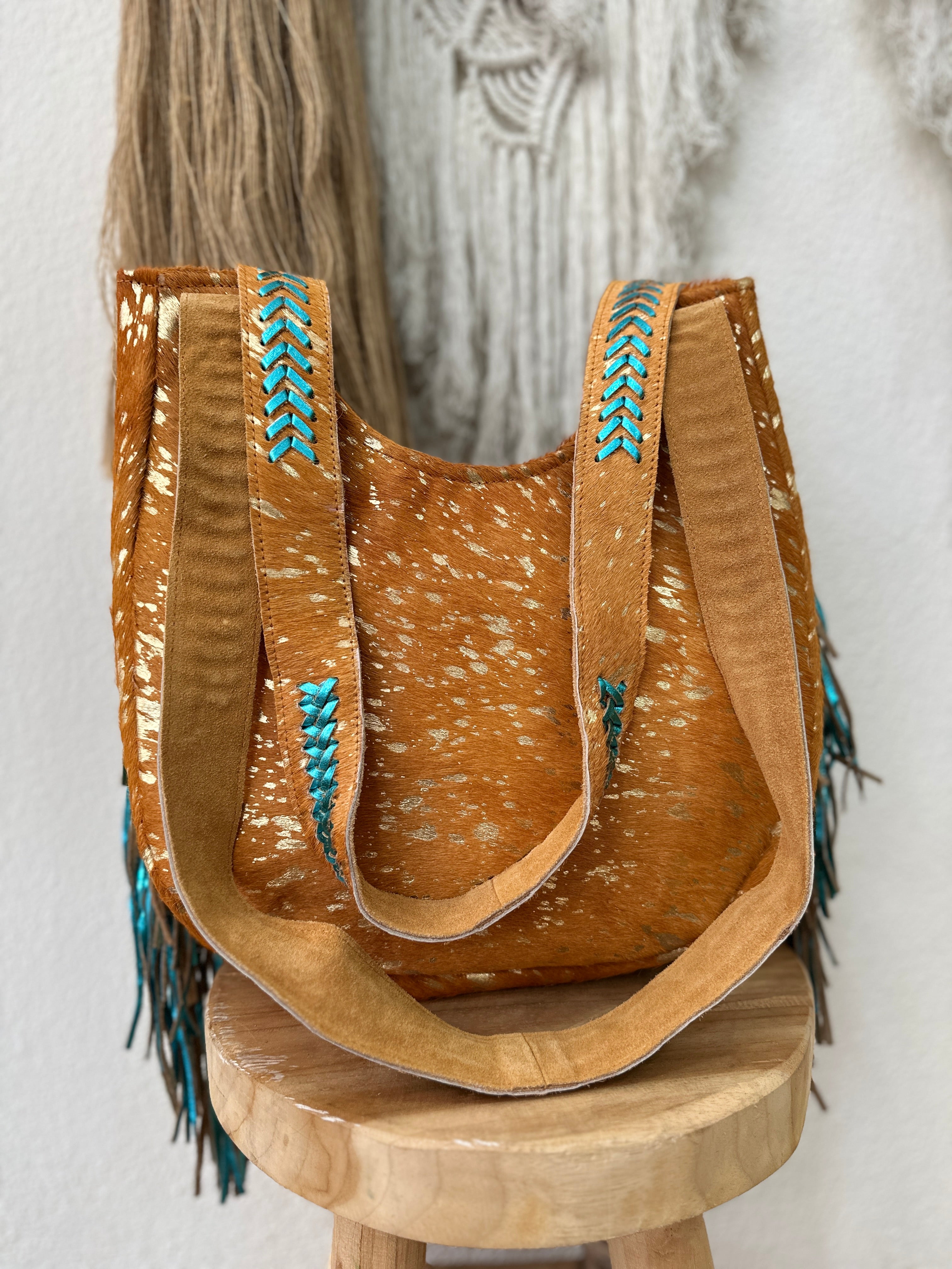 Mala em pele c/franjas CALLIOPE