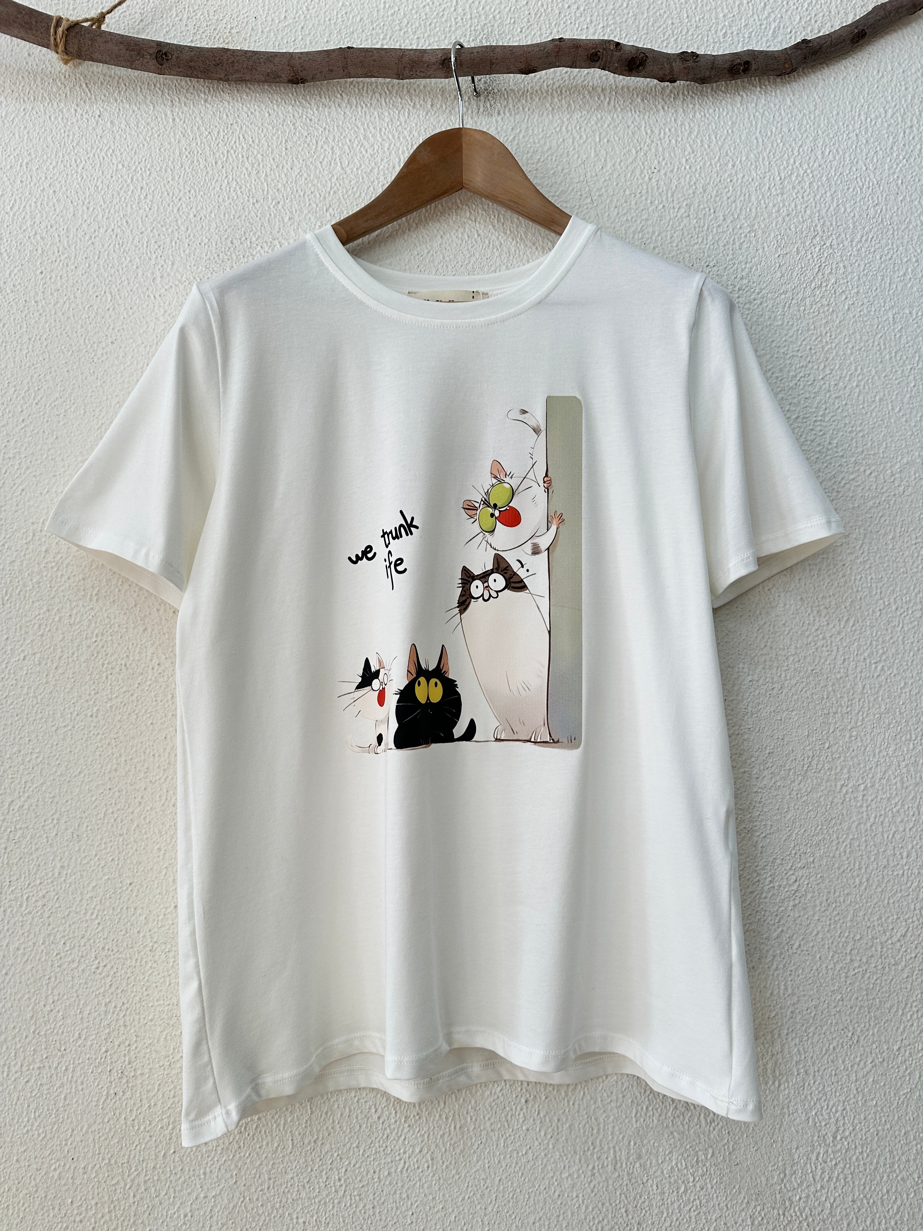 T-shirt comfort fit CATS