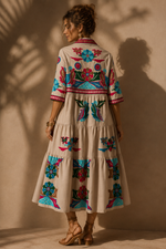 Carregar imagem no visualizador da galeria, Vestido camiseiro bordado ARNAVA
