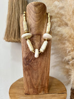 Carica l'immagine nel visualizzatore della galleria,Colar curto IVORY
