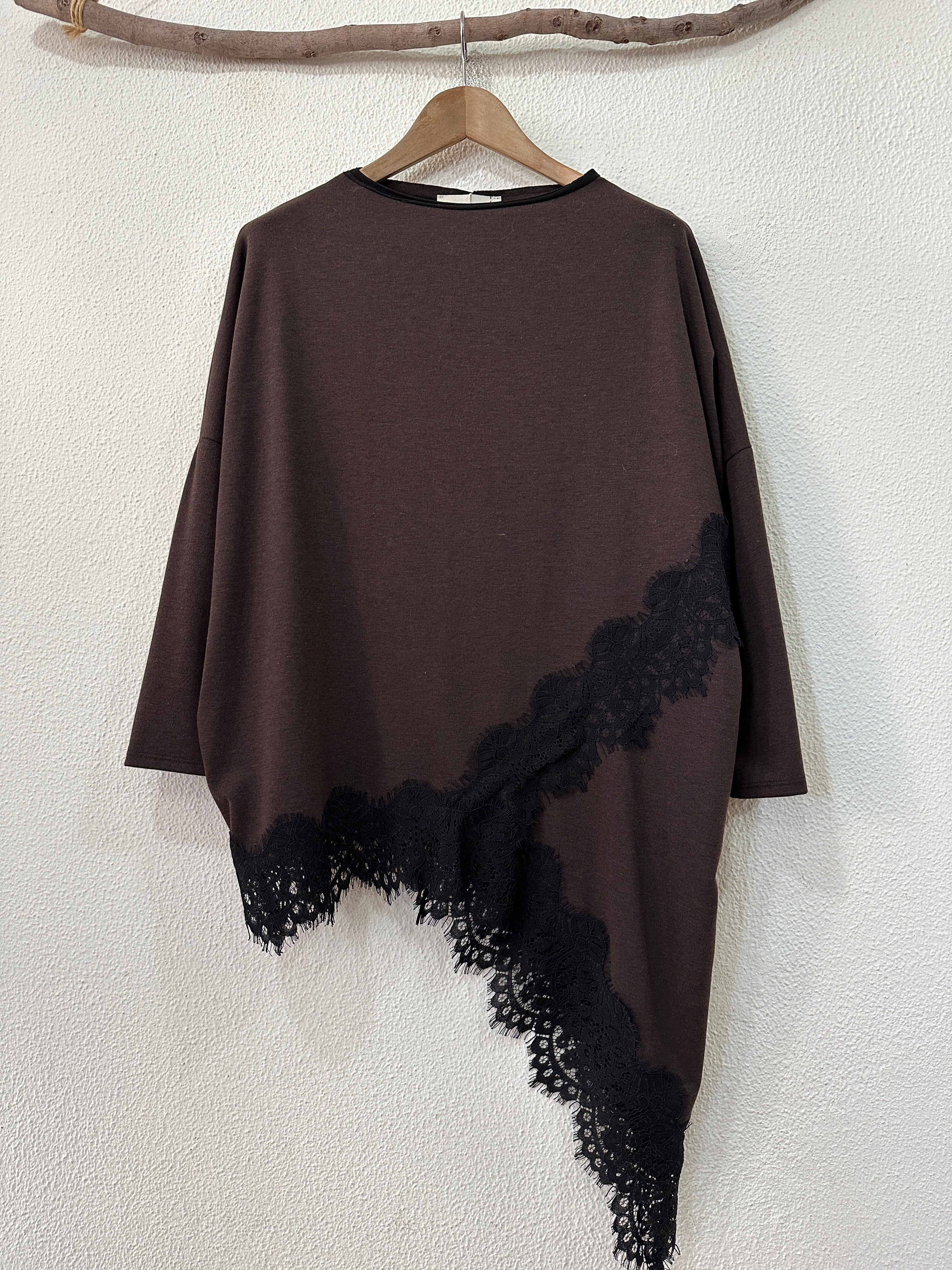 Túnica assimétrica c/ renda CINNAMON