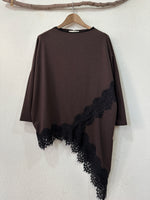 Load image in the gallery viewer,Túnica assimétrica c/ renda CINNAMON
