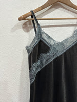 Carica l&#39;immagine nel visualizzatore della galleria,Túnica em veludo c/renda MOONLIGHT
