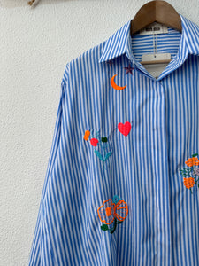 Camisa oversize bordada VACATION