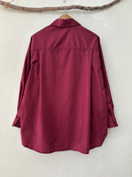 Load image in the gallery viewer,Camisa oversize em algodão ICY
