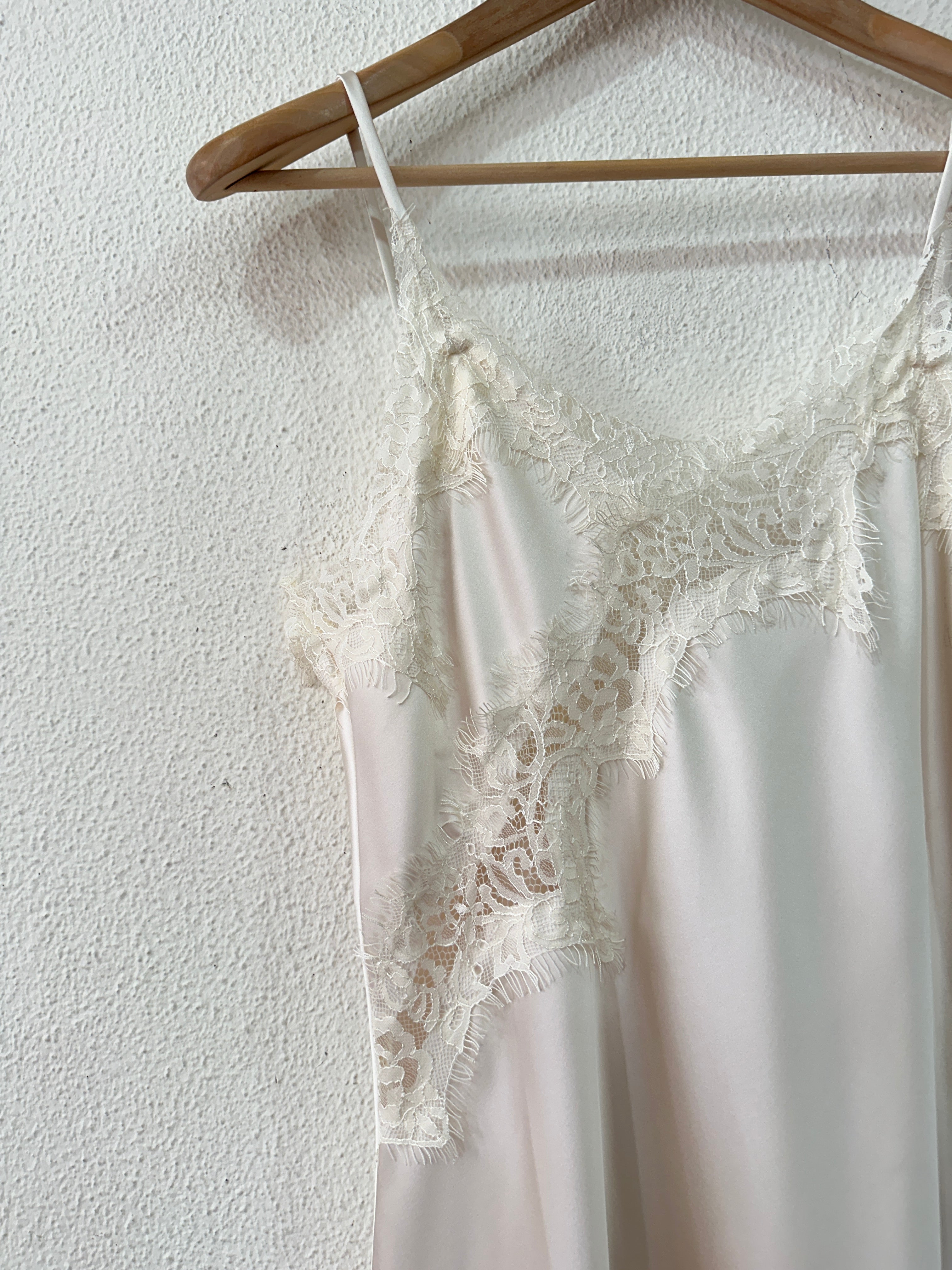 Top/ vestido assimétrico acetinado MUSE