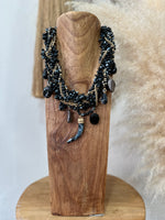 Load image in the gallery viewer,Colar curto FACTION
