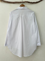 Load image in the gallery viewer,Camisa regular fit assimétrica BASIC
