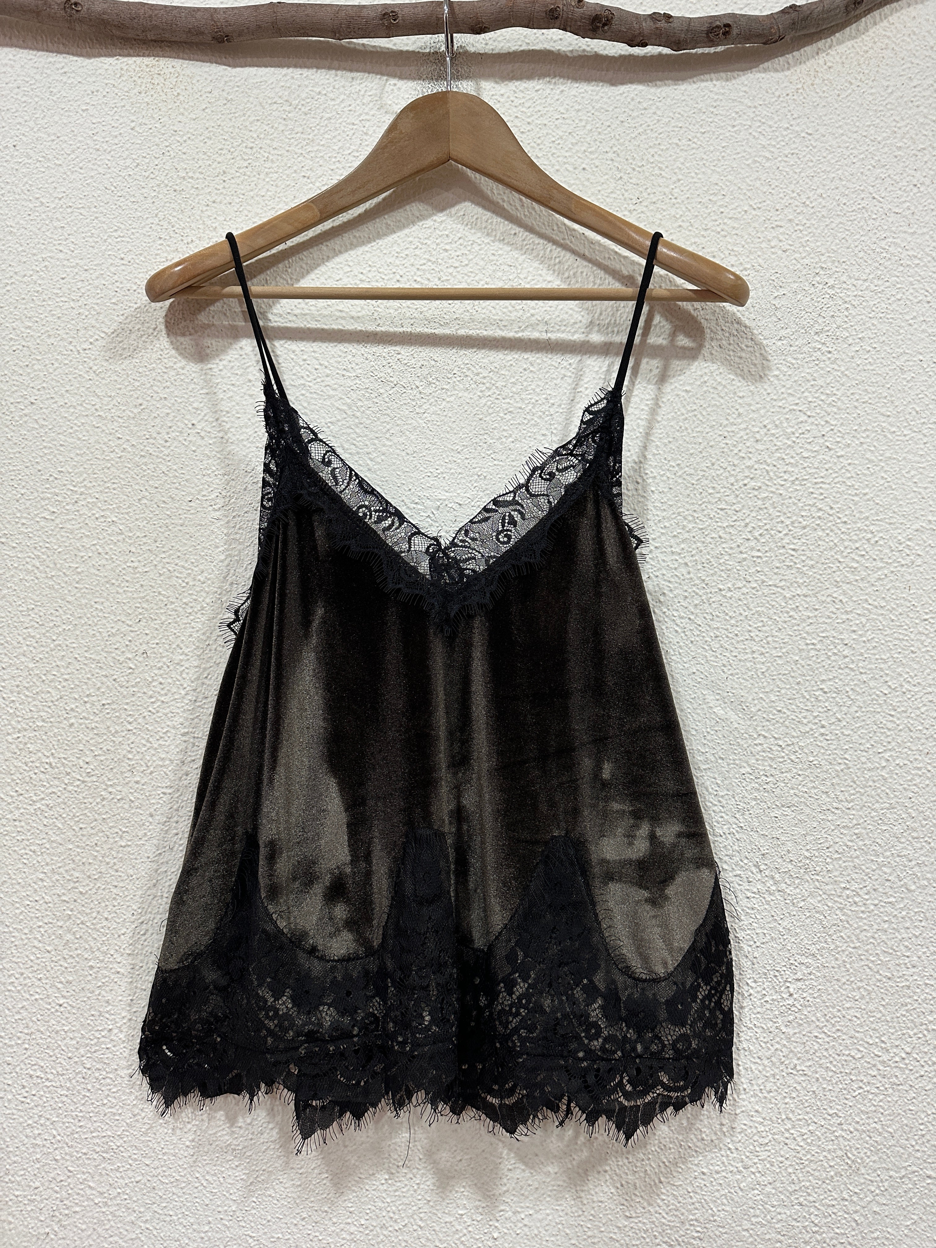 Top em veludo cristal c/renda AMETHYST