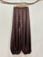 Carregar imagem no visualizador da galeria, Calças bombachas acetinadas MARTINIQUE
