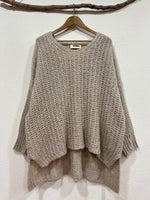 Load image in the gallery viewer,Camisola de malha oversize REBECCA
