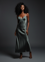 Load image in the gallery viewer,Vestido acetinado c/ renda TENDER
