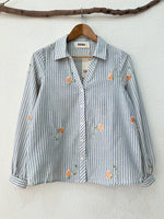 Load image in the gallery viewer,Camisa regular-fit GARDÉNIA
