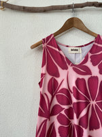 Chargez l'image dans la visionneuse de la galerie,Vestido de malha fria c/ bolsos HIBISCUS
