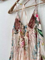 Carregar imagem no visualizador da galeria, Vestido c/bolsos e efeito enrugado DESTINY
