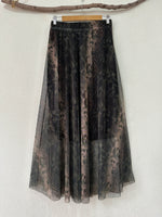 Load image in the gallery viewer,Saia em tule MIA
